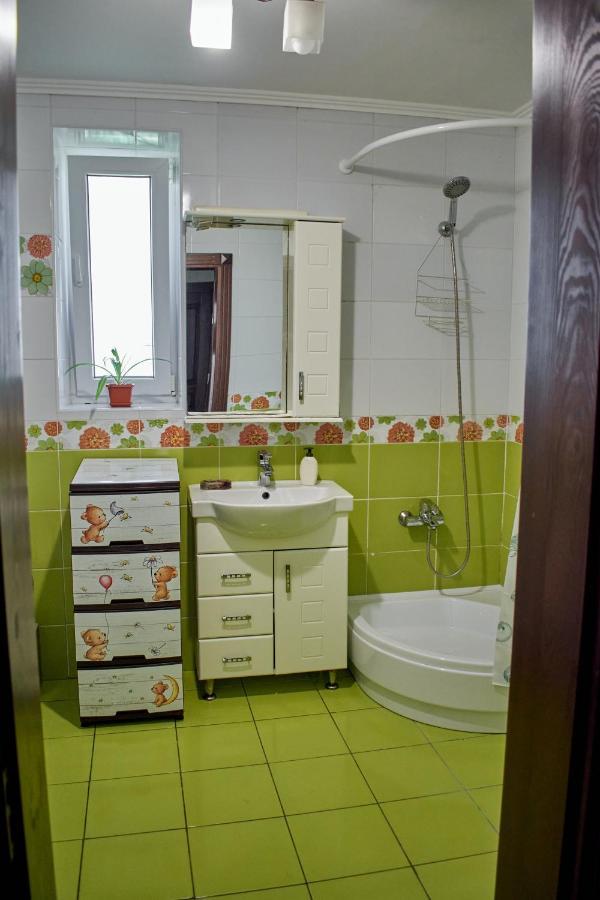 Vacation Home Lubov Kamyanets-Podilski Dış mekan fotoğraf