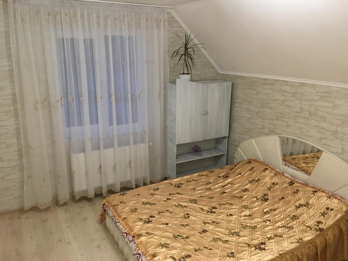 Vacation Home Lubov Kamyanets-Podilski Dış mekan fotoğraf